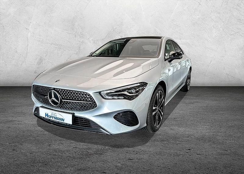 Silber Gebraucht 2024 Mercedes CLA180 Night Limousine | 32.530 € (Fairer Preis) - Bild 1/4