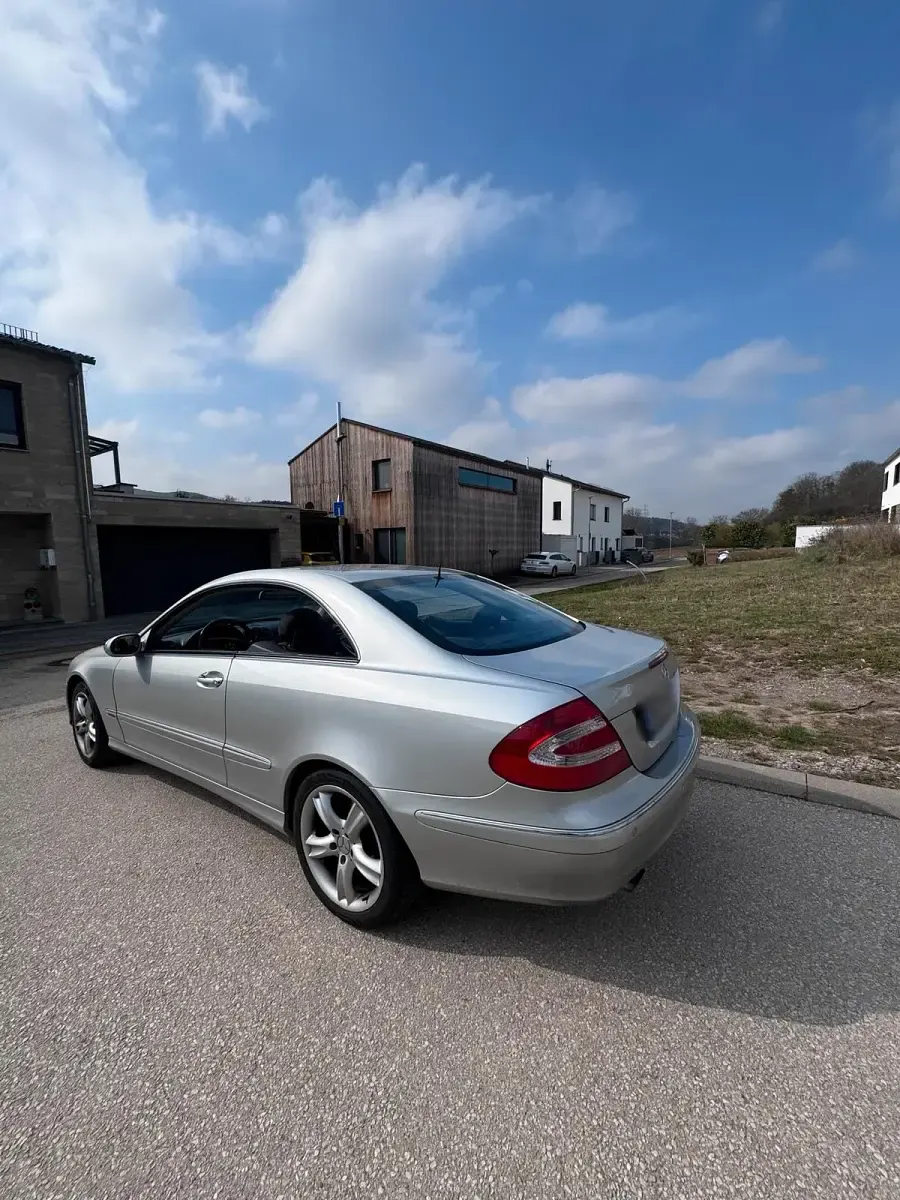 Gebraucht Mercedes C200 163 PS (119 kW) 2004 Grau Coupé