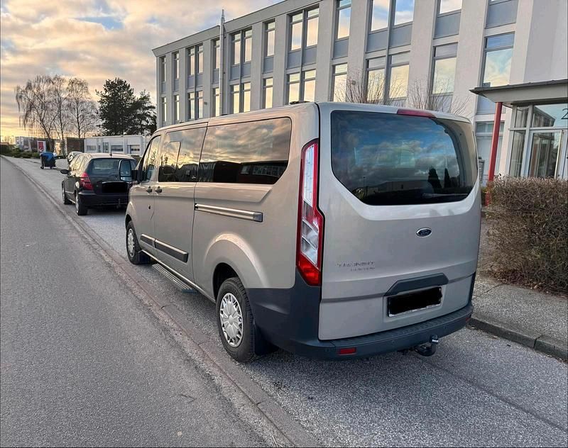 Gebraucht Ford Tourneo 125 PS (91 kW) 2014 Beige Van / Kleinbus