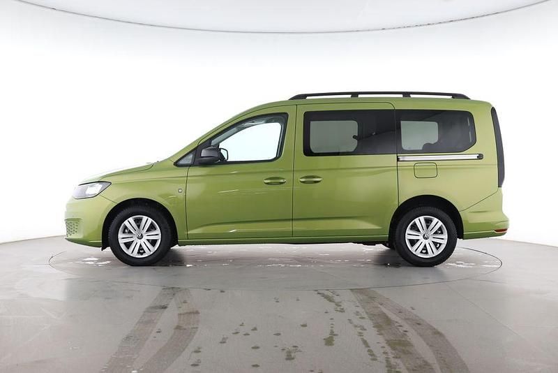 Neu VW Caddy Maxi 116 PS (85 kW) 2025 Golden green Van / Kleinbus