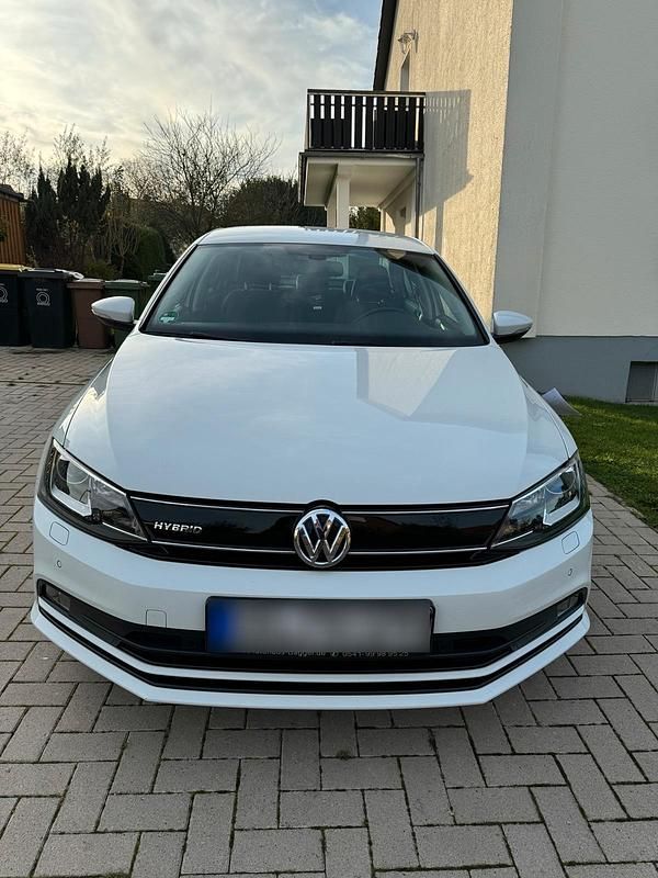 Second-hand VW Jetta 150 CP (110 kW) 2014 Alb Berlinǎ