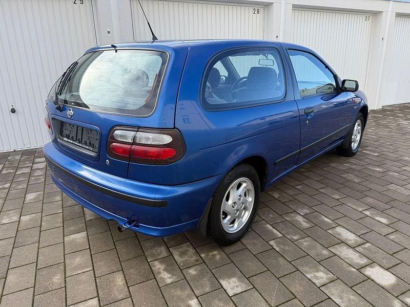 Gebraucht Nissan Almera 90 PS (66 kW) 1999 Blau Limousine