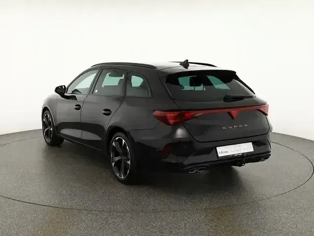 Nouvelle Cupra Leon 150 ch (110 kW) 2025 Noir Berline