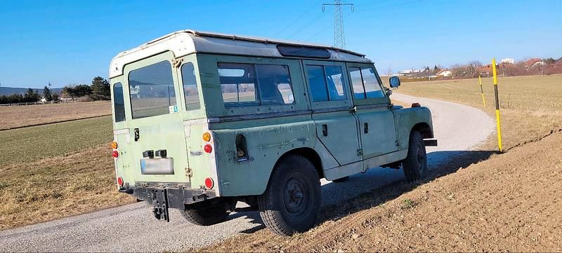 Gebraucht Land Rover Defender 70 PS (51 kW) 1971 Grün SUV