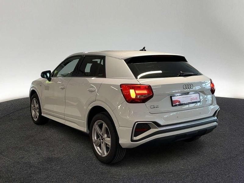 Gebraucht Audi Q2 Sport 150 PS (110 kW) 2025 2y gletscherweiß metallic SUV