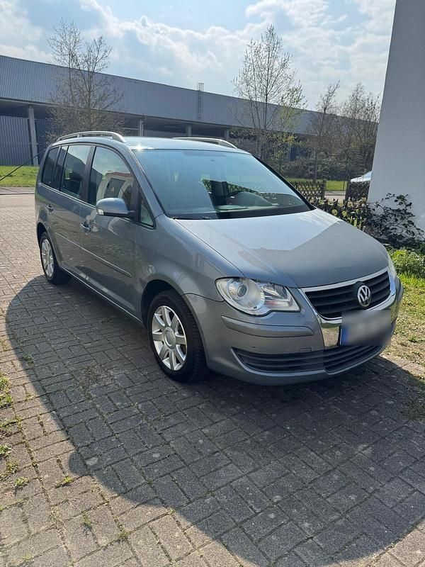 Gebraucht VW Touran 140 PS (102 kW) 2007 Grau Van / Kleinbus