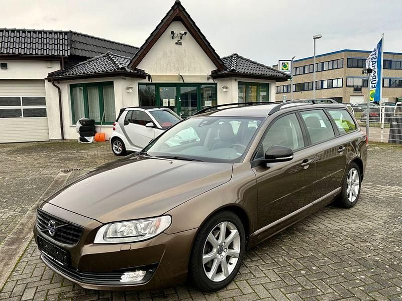 Twilight bronze Gebraucht 2015 Volvo V70 Linje Svart Kombi | 18.450 € - Bild 1/4