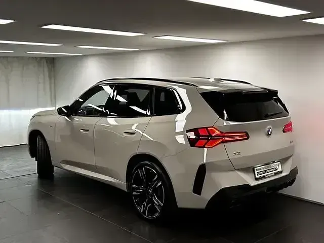 Gebraucht BMW X3 Performance 398 PS (292 kW) 2025 Grau SUV