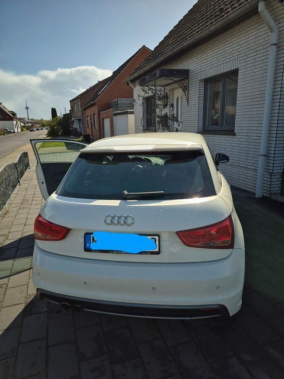 Gebraucht Audi A1 S-Line 185 PS (136 kW) 2012 Weiß Kleinwagen