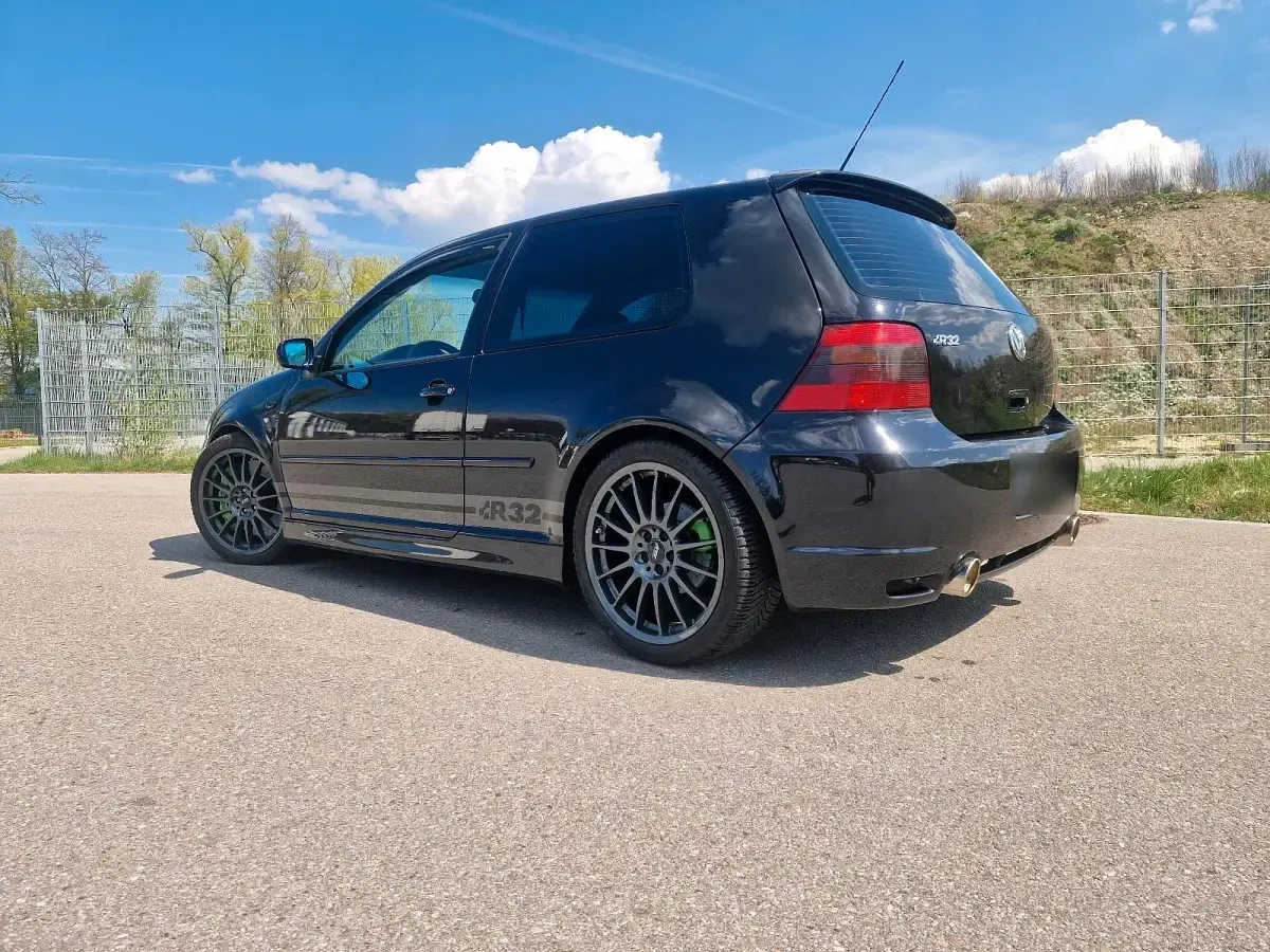 Occasion VW Golf IV R 241 ch (177 kW) 2003 Noir Berline