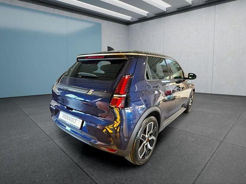 Second-hand Renault R5 2025 Albastru Hatchback