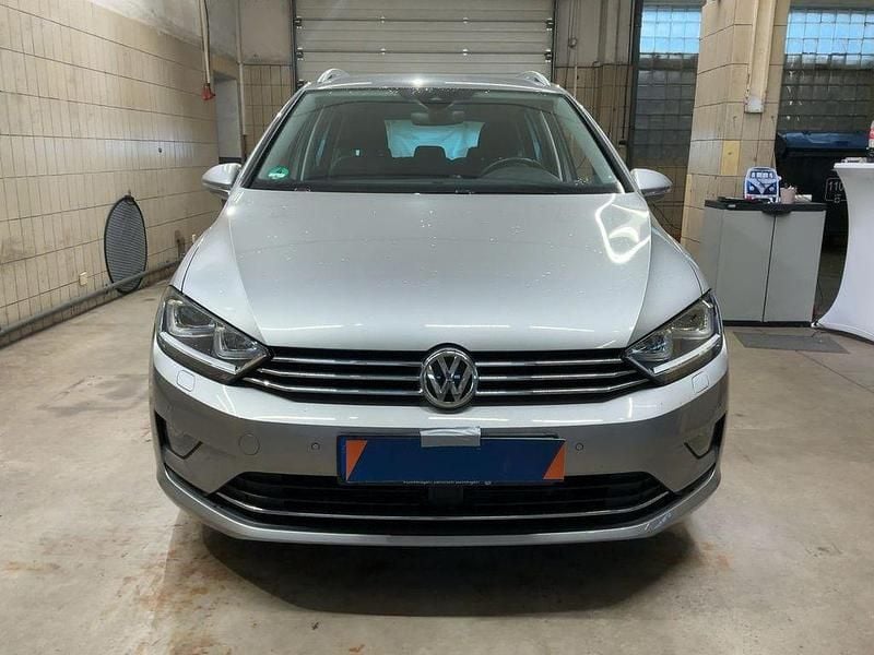 Gebraucht VW Golf Sportsvan Highline 150 PS (110 kW) 2017 Silber Van / Kleinbus