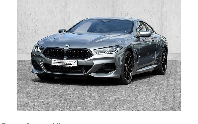 Grau Gebraucht 2023 BMW 840 Shadowline Coupé | 73.890 € (Fairer Preis) - Bild 1/4