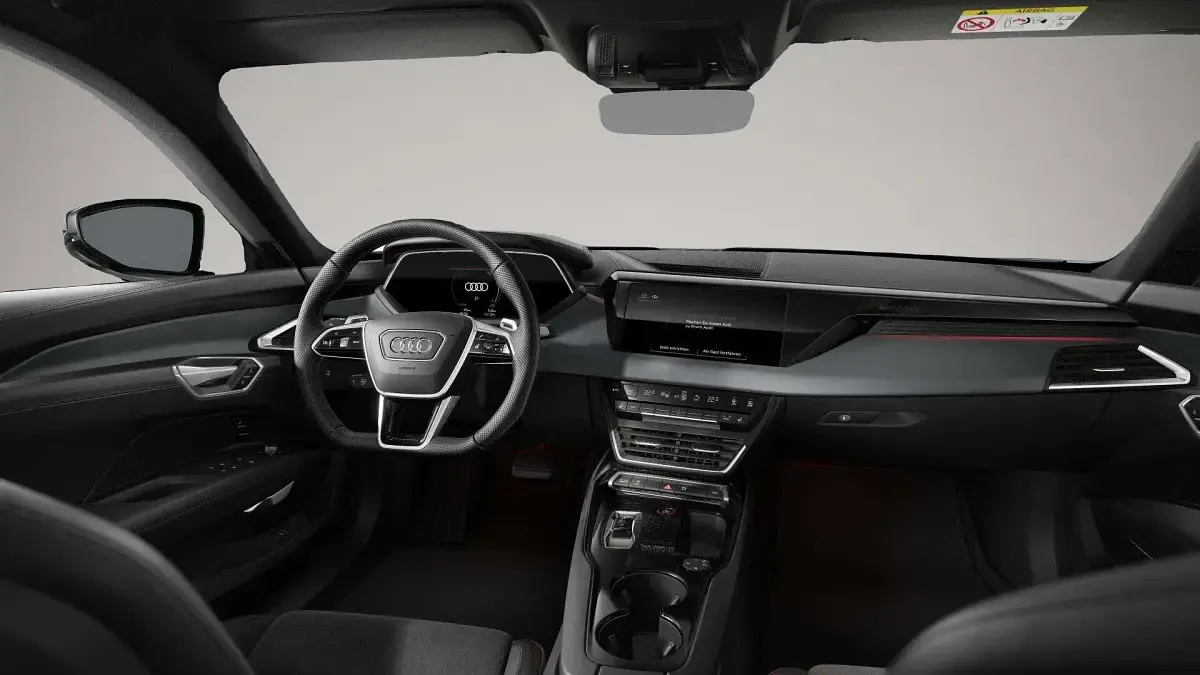 Gebraucht Audi e-tron GT quattro Ambiente 350 kW (476 PS) 2023 Suzukagrau metallic Limousine