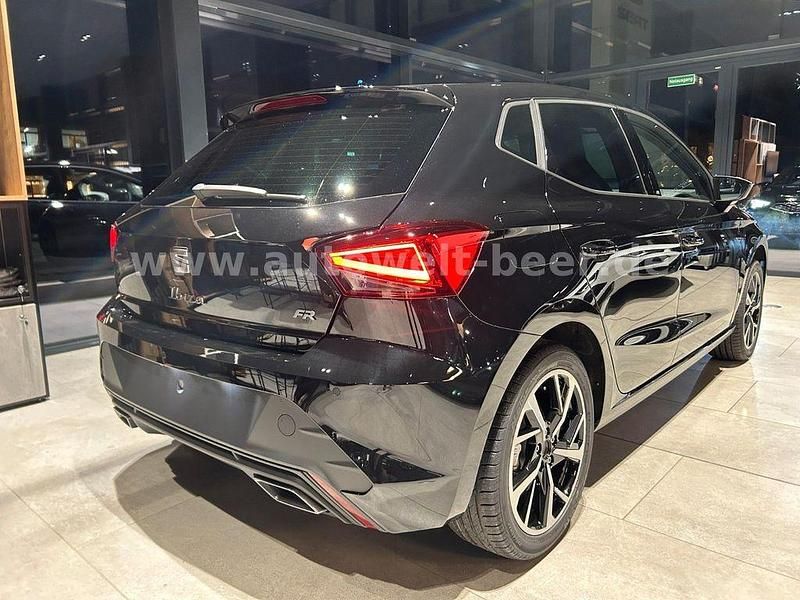 Neu Seat Ibiza FR 116 PS (85 kW) 2025 Schwarz Limousine