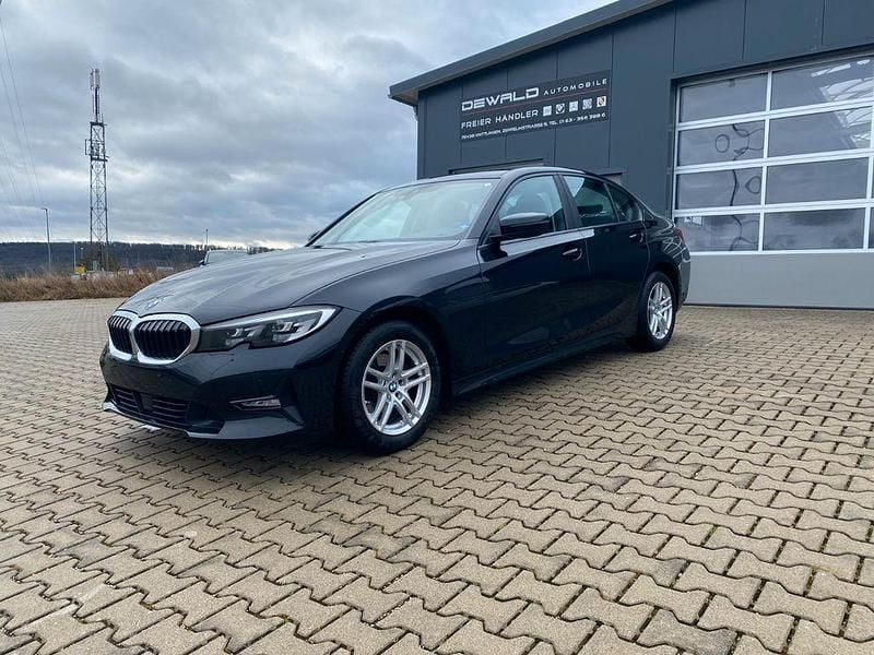 Gebraucht BMW 320 190 PS (139 kW) 2021 Schwarz Limousine