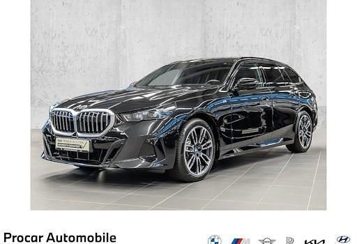 Gebraucht BMW 520 Comfort Edition 197 PS (144 kW) 2025 Schwarz Kombi