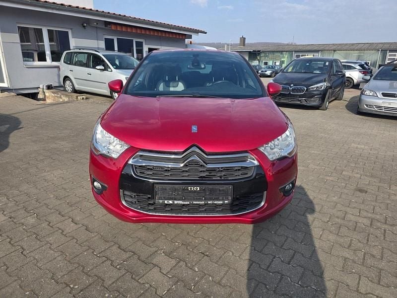 Gebraucht Citroën DS4 115 PS (84 kW) 2014 Andere farben Kleinwagen