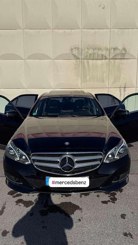 Gebraucht Mercedes E250 204 PS (150 kW) 2017 Schwarz Limousine