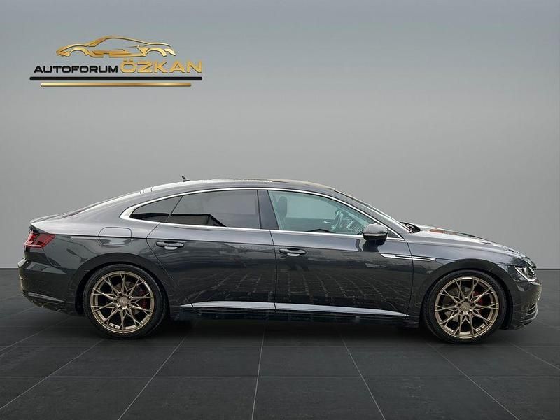 Gebraucht VW Arteon Basis 150 PS (110 kW) 2018 Grau Limousine