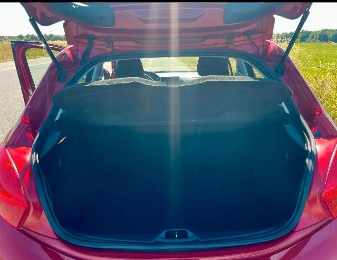 Gebraucht Peugeot 208 90 PS (66 kW) 2012 Rot Kleinwagen