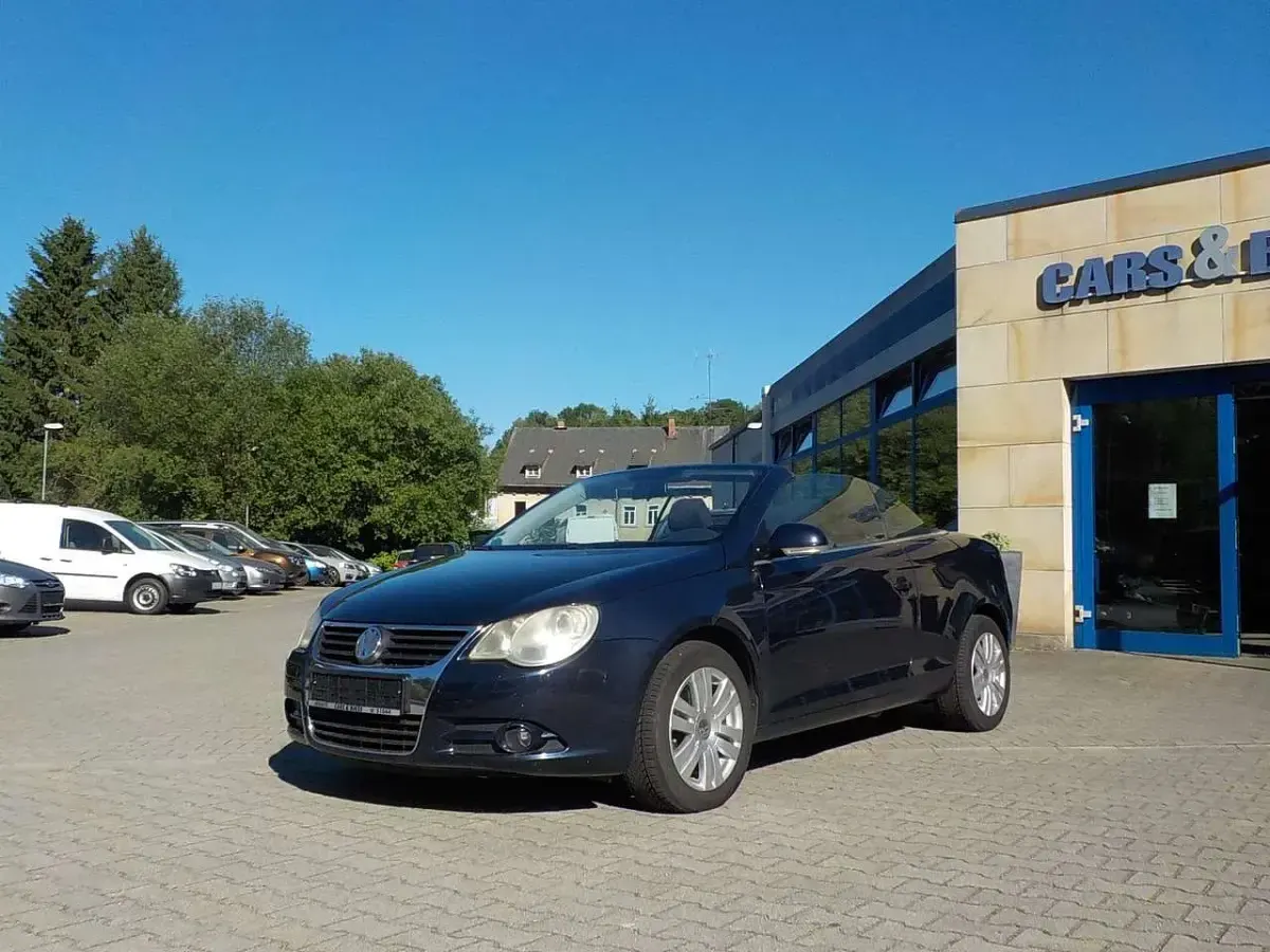Gebraucht VW Eos 116 PS (85 kW) 2006 Mitternachtsblau Cabrio