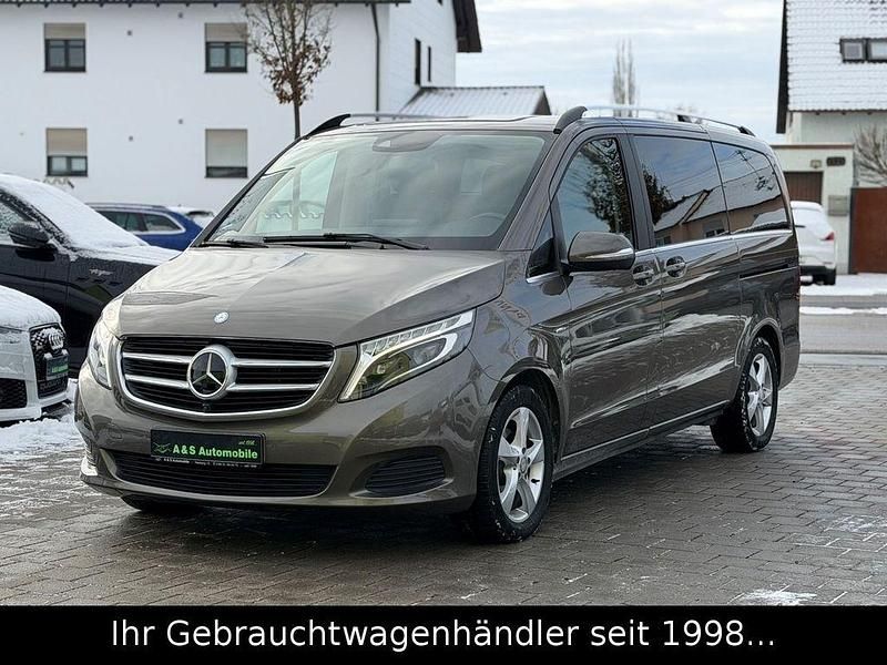 Gebraucht Mercedes V220 Avantgarde 163 PS (119 kW) 2015 Grau Van / Kleinbus