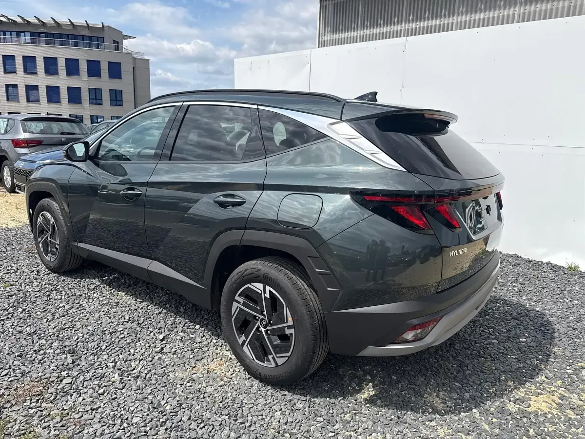 Neu Hyundai Tucson Style 150 PS (110 kW) 2026 Cypress green t2p SUV