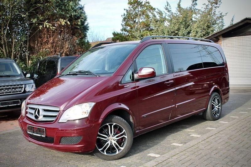 Rot Gebraucht 2011 Mercedes Viano Edition Van / Kleinbus | 12.900 € (Superpreis) - Bild 1/4