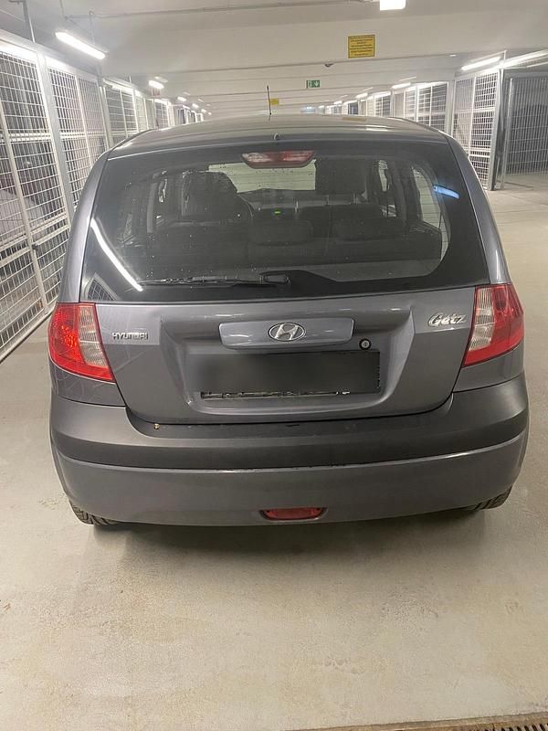 Second-hand Hyundai Getz 65 CP (47 kW) 2009 Gri Hatchback