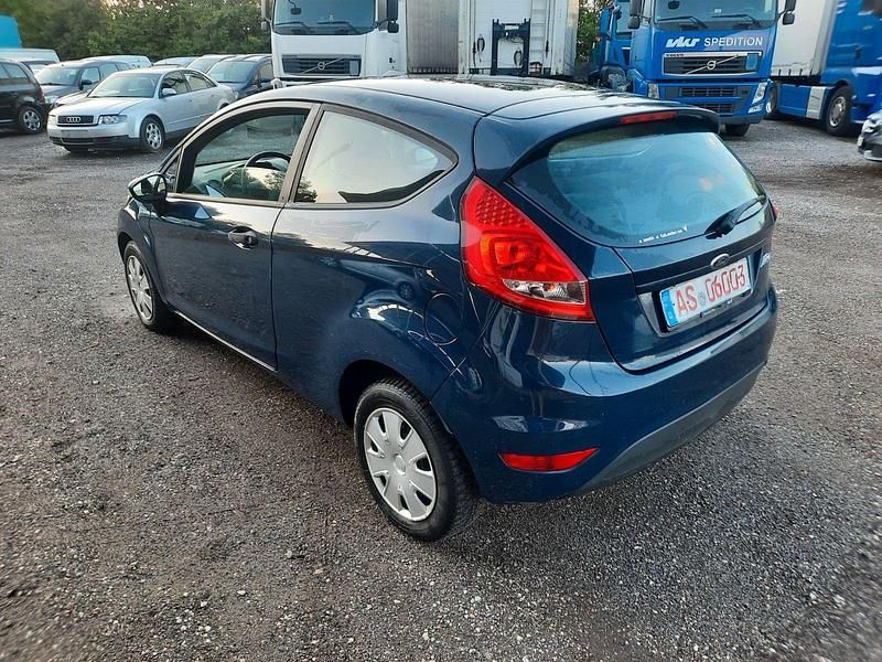 Gebraucht Ford Fiesta Ambiente 75 PS (55 kW) 2008 Blau Limousine