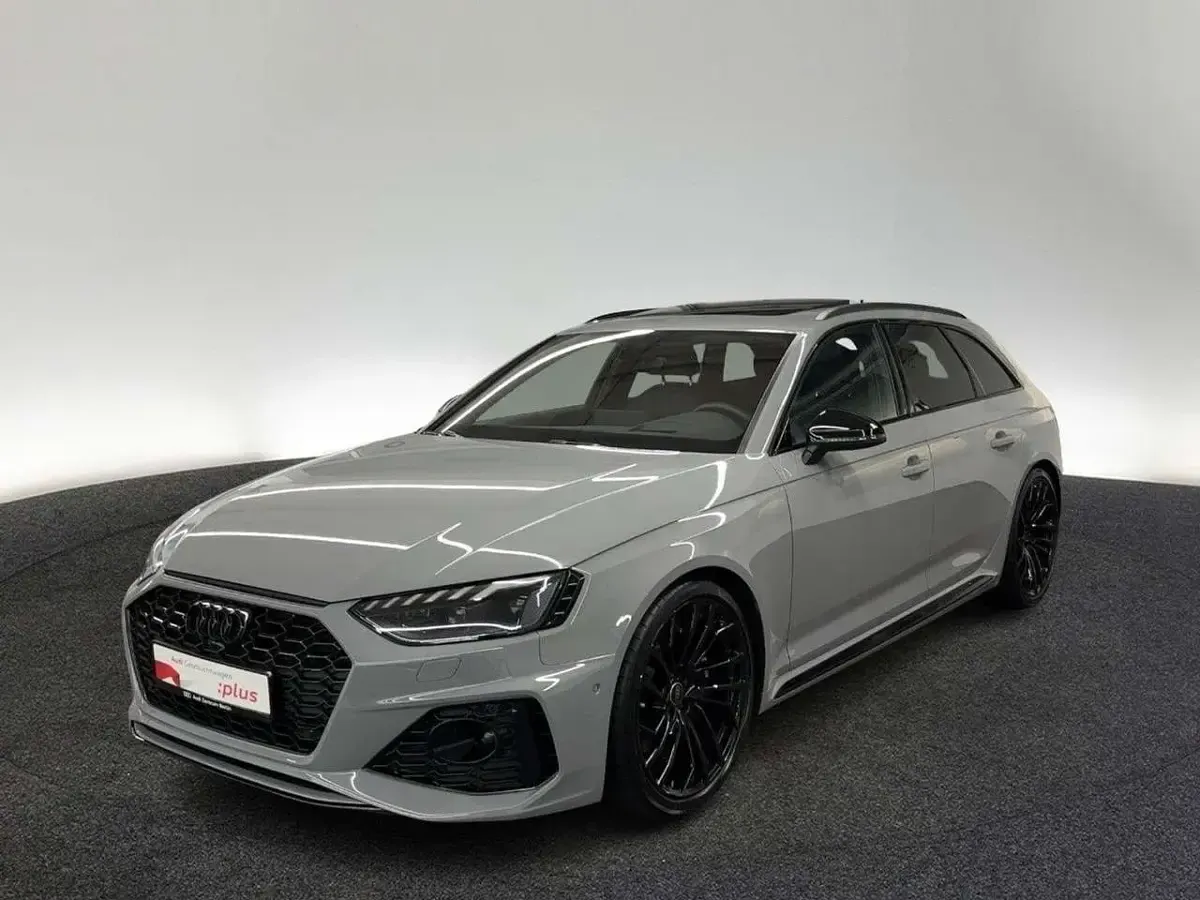 Gebraucht Audi RS4 Ambiente 450 PS (330 kW) 2023 Nardograu Kombi
