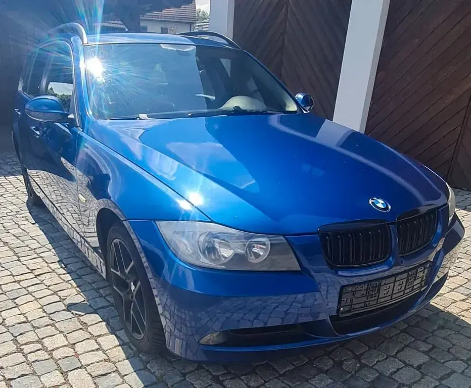 Gebraucht BMW 318 129 PS (94 kW) 2006 Blau Kombi