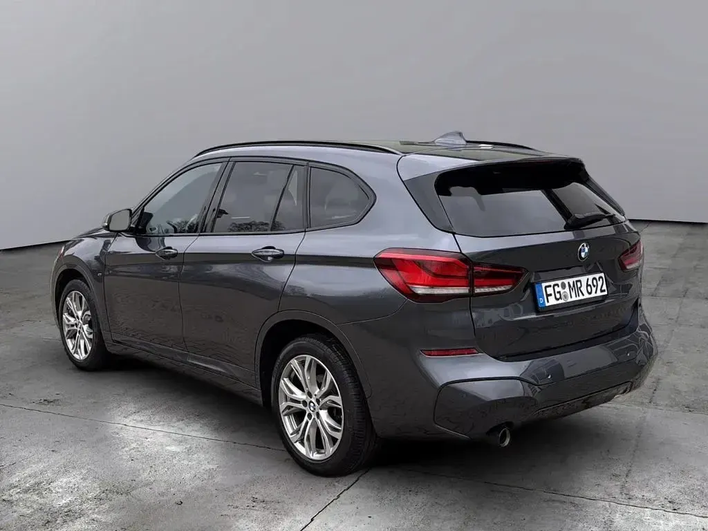Gebraucht BMW X1 M Sport 170 PS (125 kW) 2020 Grau SUV