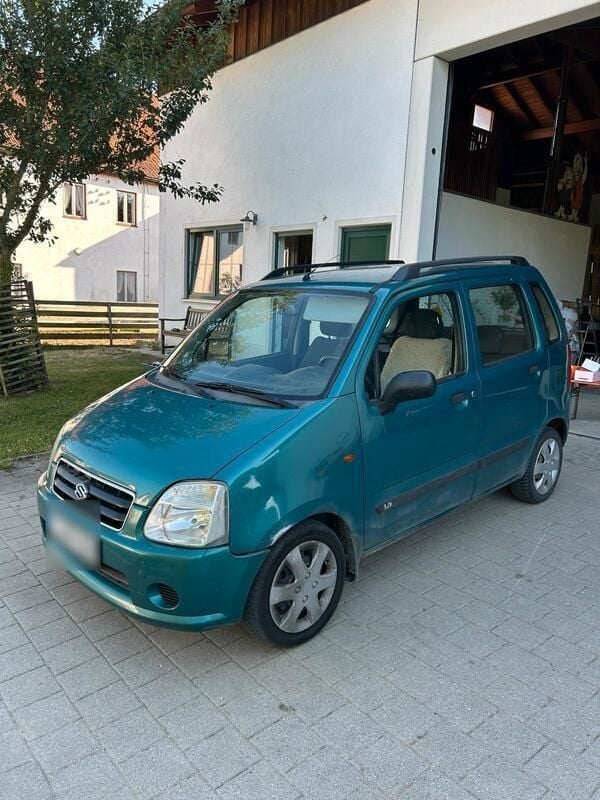 Grün Gebraucht 2004 Suzuki Wagon R+ Kombi | 1.500 € (Guter Preis) - Bild 1/4