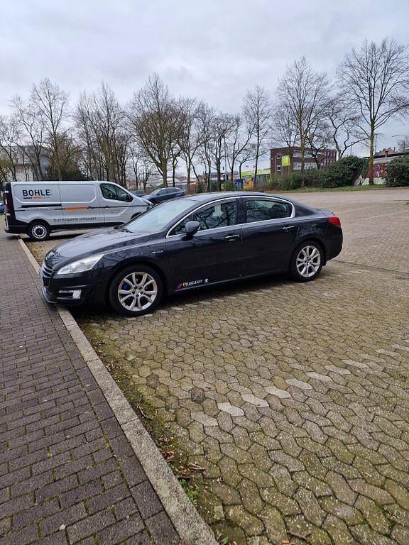 Schwarz Gebraucht 2010 Peugeot 508 Active Limousine | 4.200 € (Fairer Preis) - Bild 1/4