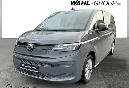 Second-hand VW Multivan Basis 150 CP (110 kW) 2023 Gri Monovolum