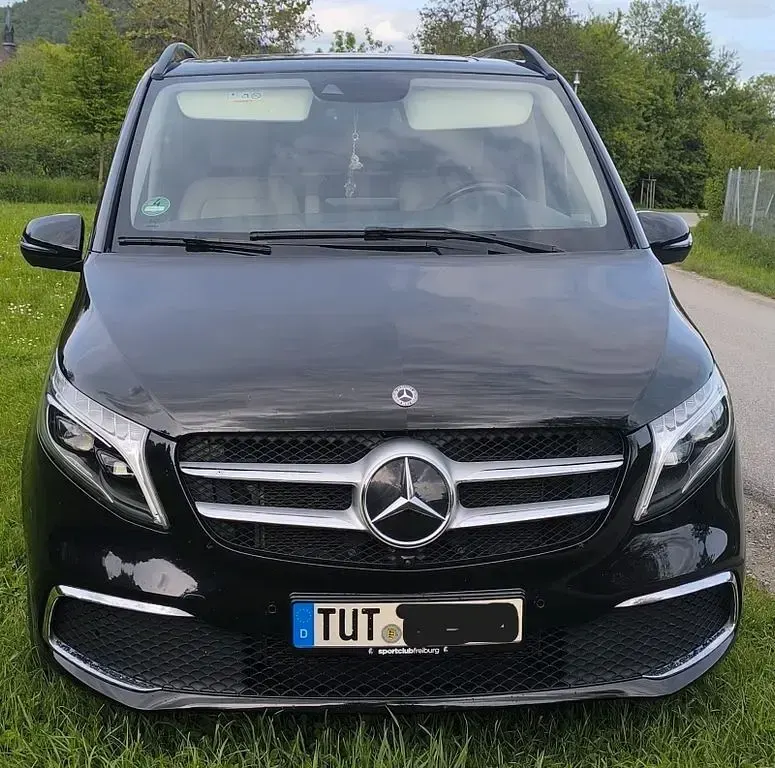 Gebraucht Mercedes V250 Avantgarde Edition 190 PS (139 kW) 2019 Schwarz Van / Kleinbus
