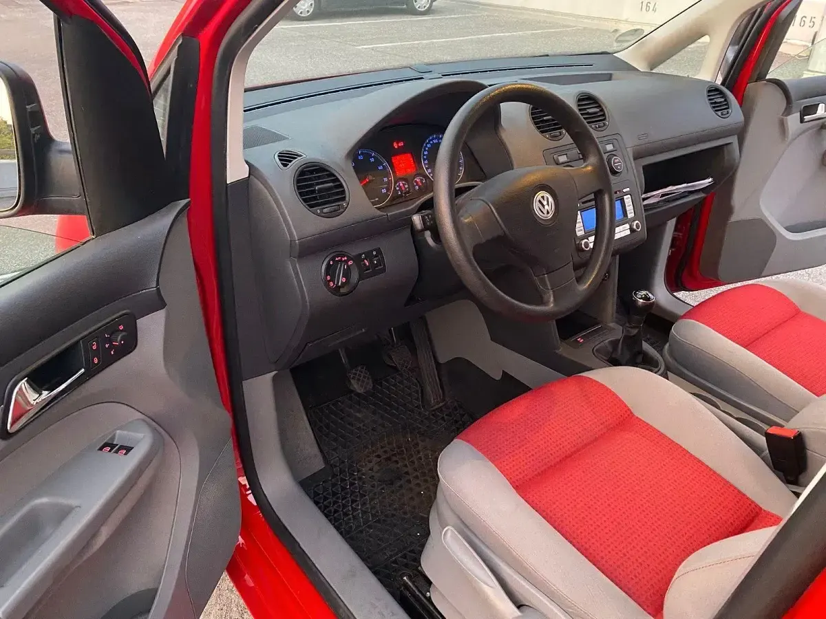 Gebraucht VW Caddy Life 109 PS (80 kW) 2008 Rot Van / Kleinbus