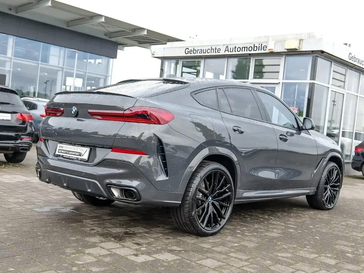 Gebraucht BMW X6 M Sport 286 PS (210 kW) 2025 Grau SUV
