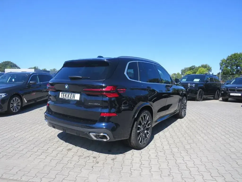 Neu BMW X5 M Sport 489 PS (359 kW) 2026 Schwarz SUV