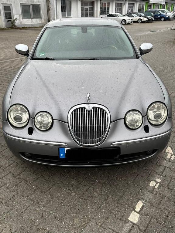 Grau Gebraucht 2006 Jaguar S-Type Executive Limousine | 3.500 € (Superpreis) - Bild 1/4