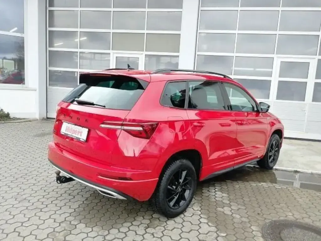 Gebraucht Skoda Karoq SportLine 150 PS (110 kW) 2023 Velvetrot metallic (metallic) SUV