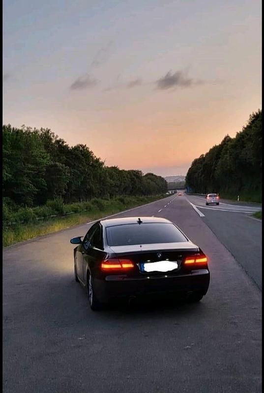 Gebraucht BMW 325 M Sport 197 PS (144 kW) 2008 Coupé