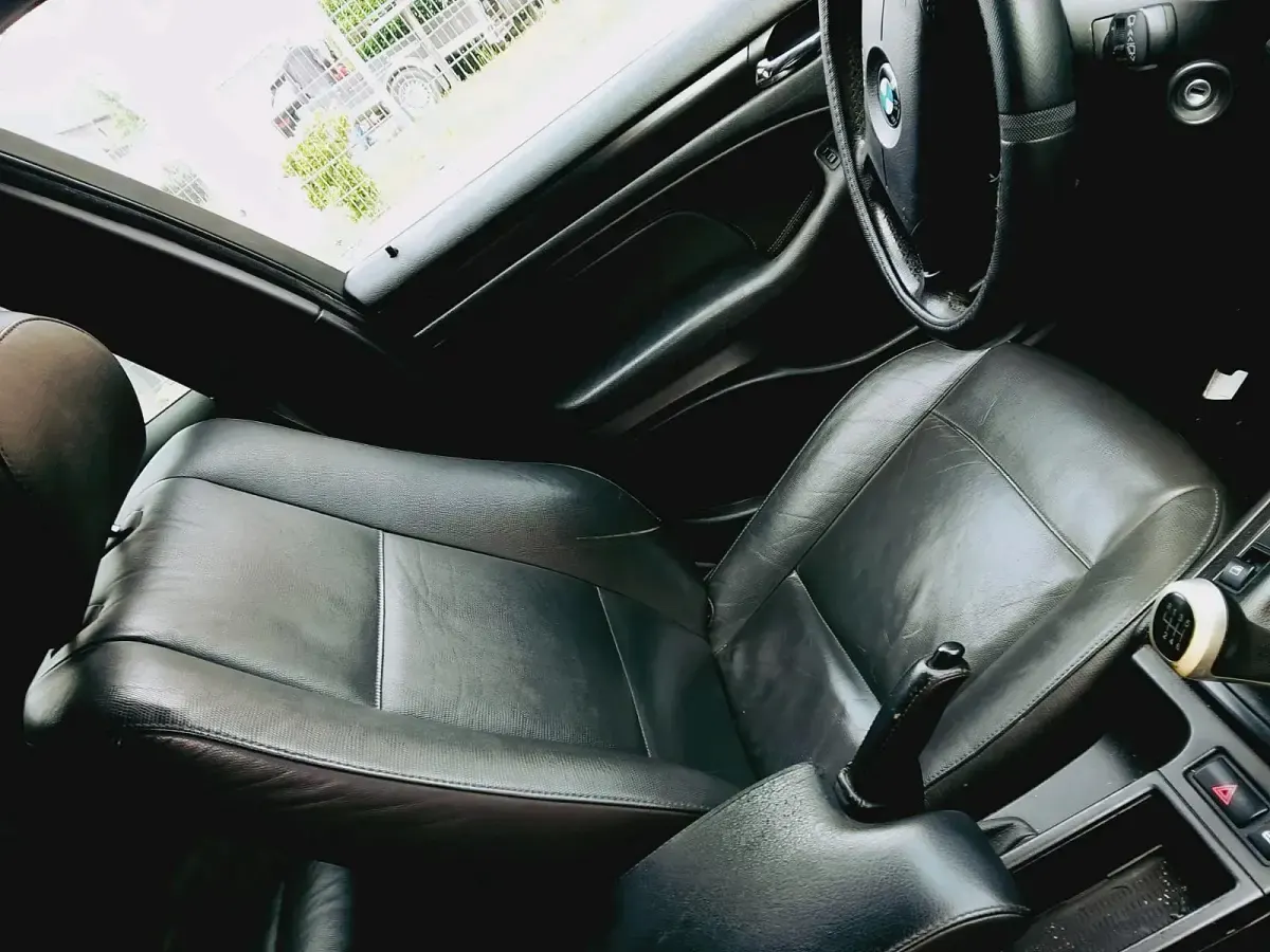 Gebraucht BMW 330 204 PS (150 kW) 2004 Blau Kombi