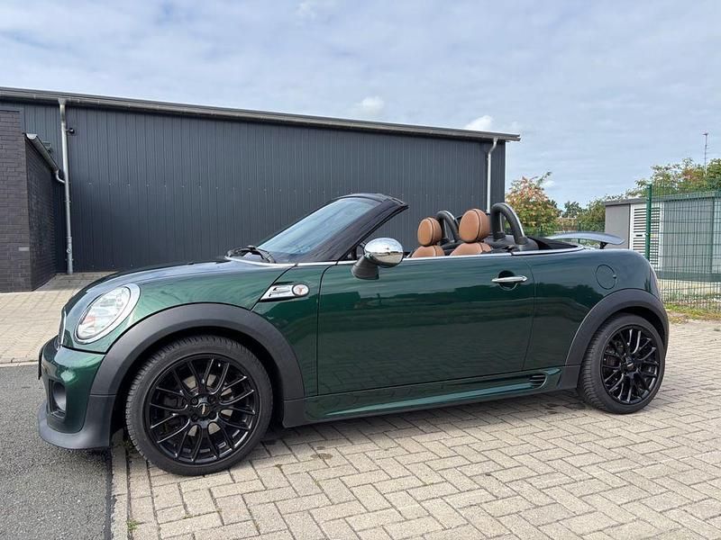 Grün Gebraucht 2012 Mini John Cooper Works Roadster Cabrio | 9.800 € - Bild 1/4