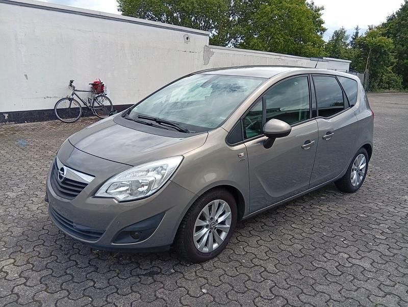 Gebraucht Opel Meriva Active 120 PS (88 kW) 2013 Grau Van / Kleinbus