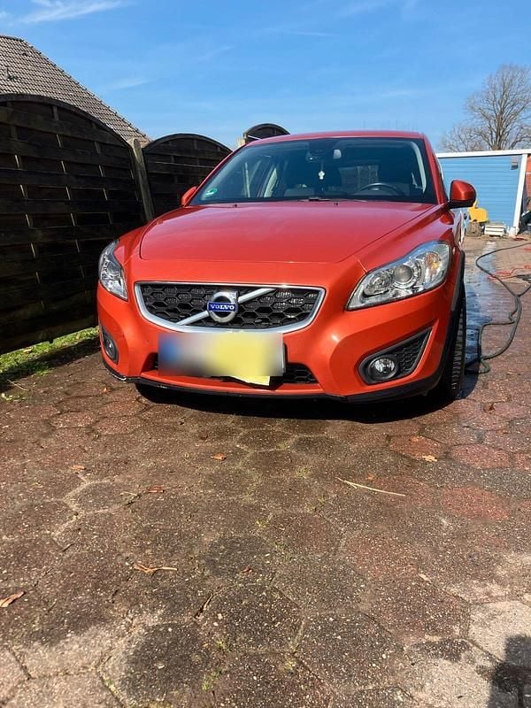 Gebraucht Volvo C30 114 PS (83 kW) 2012 Orange Kleinwagen