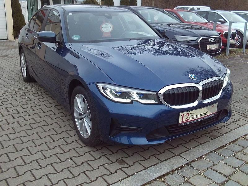 Gebraucht BMW 320 Advantage 190 PS (139 kW) 2021 Blau Limousine