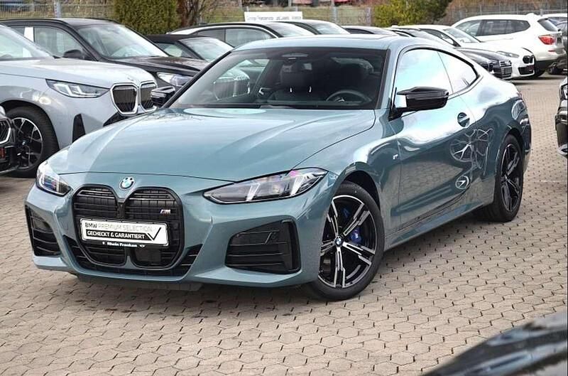 Gebraucht BMW 440 374 PS (275 kW) 2025 Cape york grün metallic Coupé